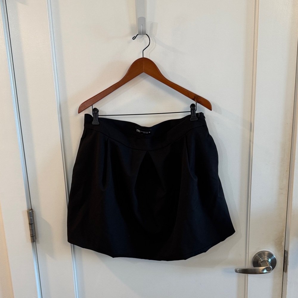 Zara black bubble skirt XXL